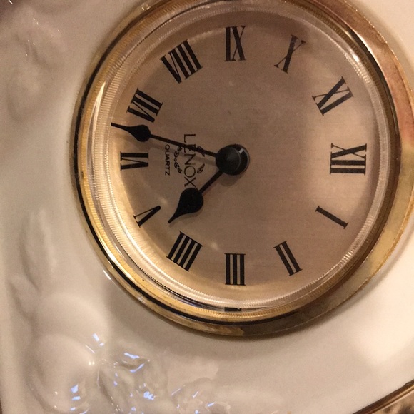 Lenox Fruits of Life clock - Picture 4 of 4